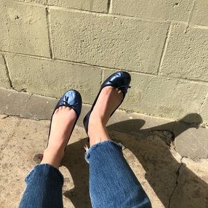 GAP shiny blue ballet flats w shoelace tie